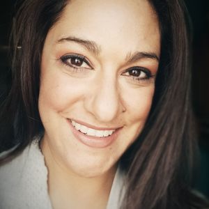 Meet your Posher, Monica